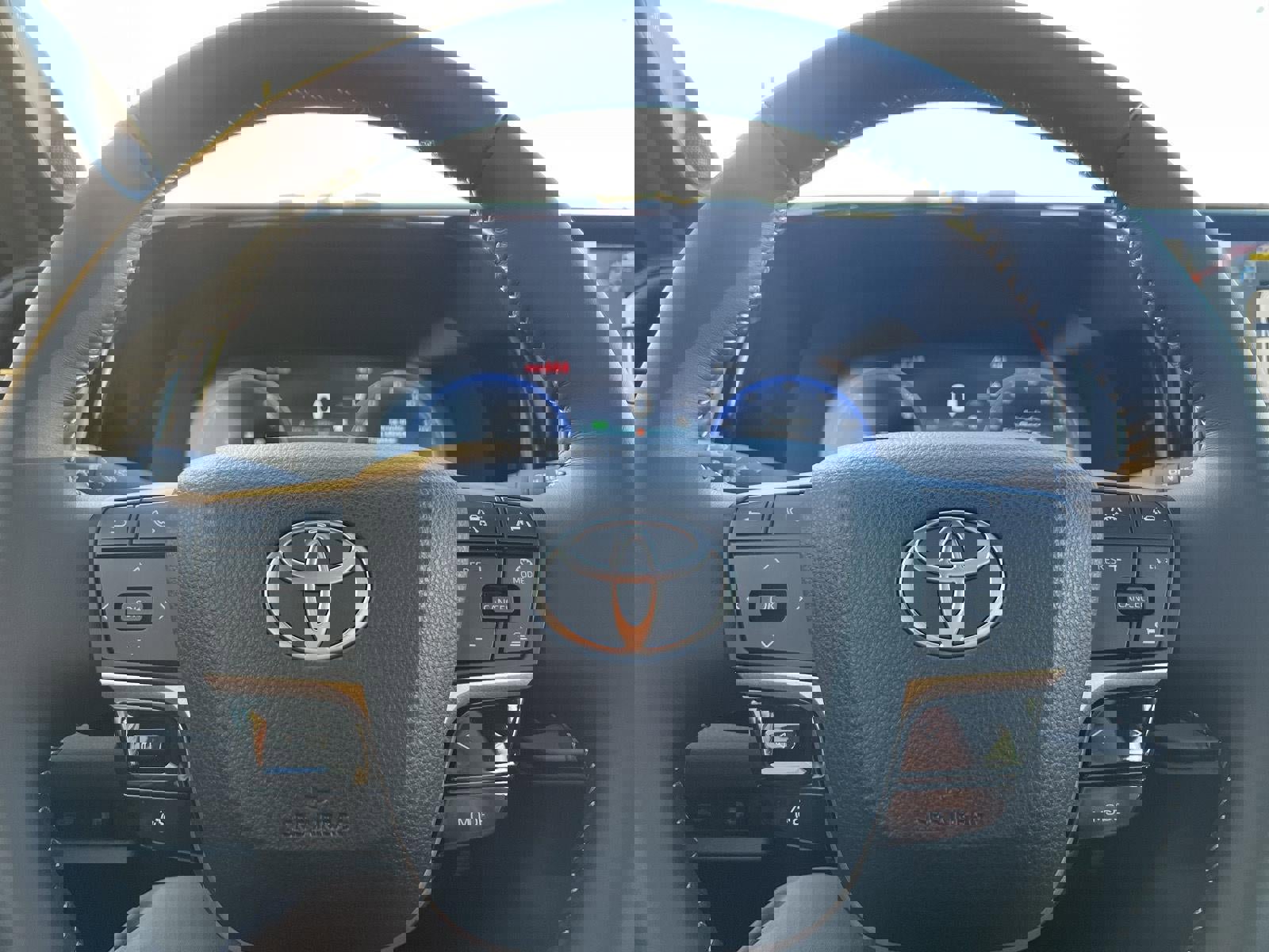 Used 2025 Toyota Crown Signia Limited w/ Advanced Technology Package image 20