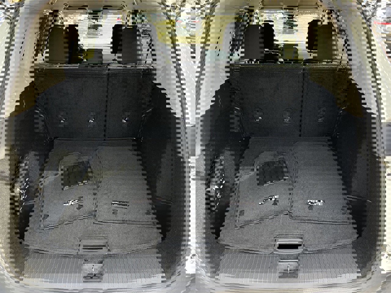 Certified 2023 Nissan Rogue SV image 25