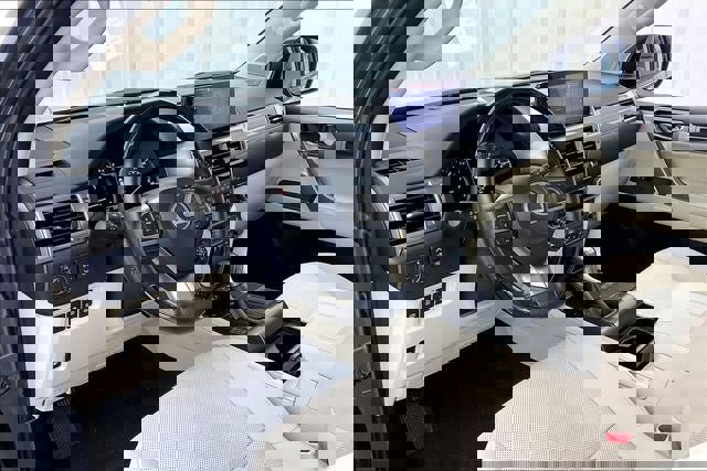 Used 2023 Lexus GX 460 Premium image 17