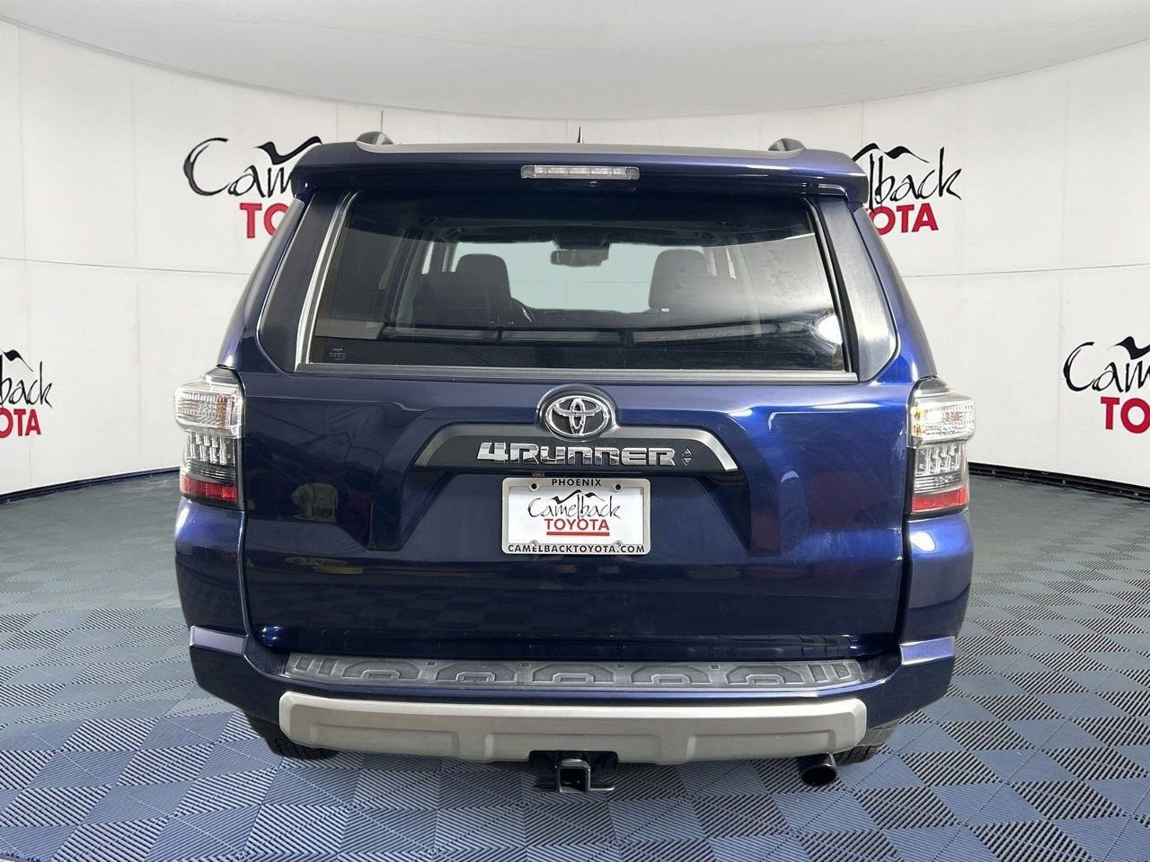 Used 2024 Toyota 4Runner TRD Off-Road Premium w/ Off Road Premium Plus Package AWD/4WD image 7