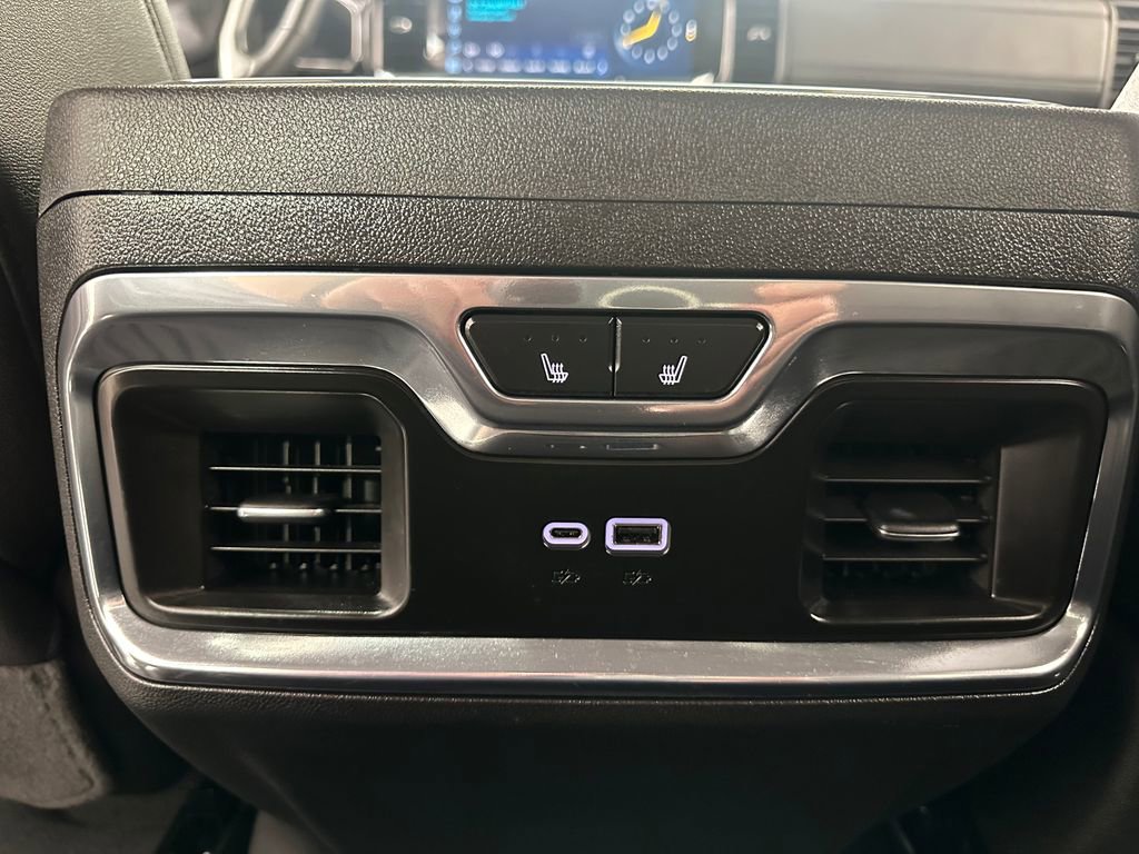 Used 2024 Chevrolet Silverado 1500 LTZ w/ LTZ Convenience Package II image 29