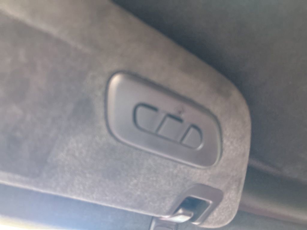 Used 2015 Chevrolet Corvette Z06 w/ 3LZ Preferred Equipment Group image 36