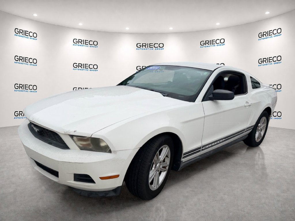 Used 2011 Ford Mustang Coupe w/ 101A Rapid Spec Order Code RWD image 3
