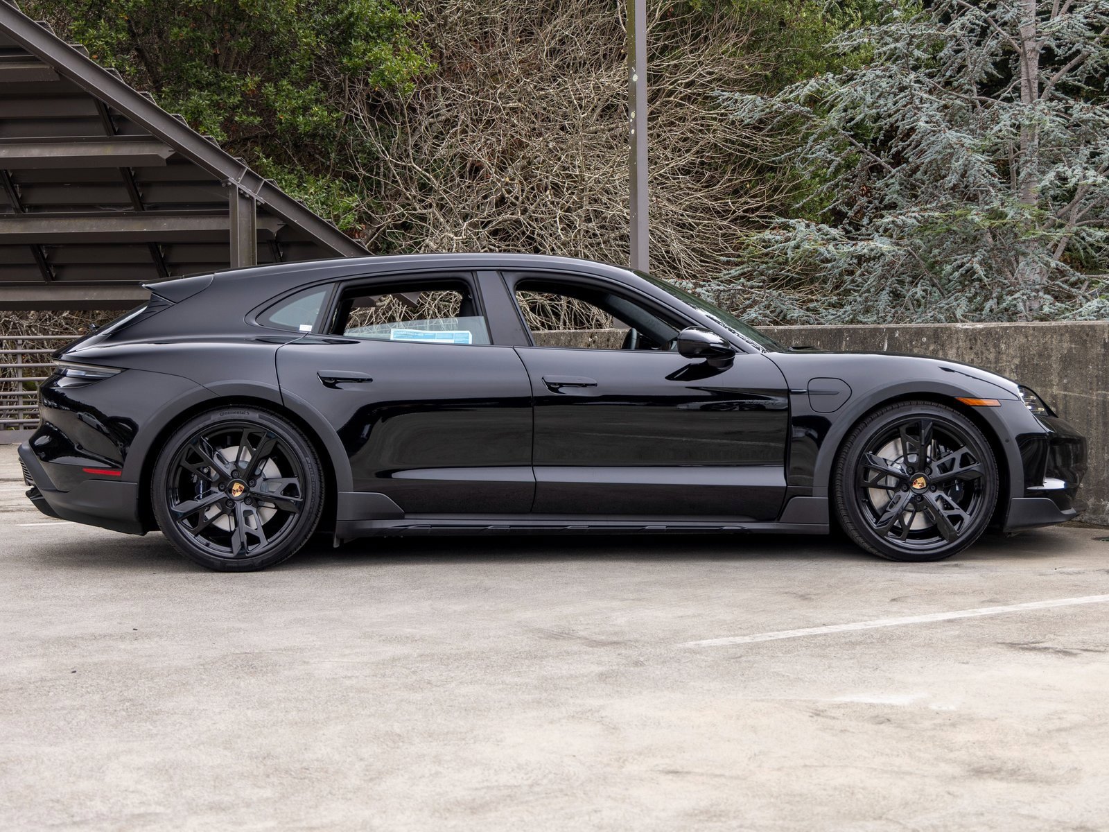 New 2025 Porsche Taycan 4S image 12