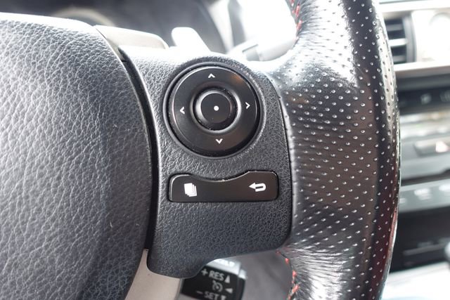 Used 2016 Lexus IS 200t w/ F Sport Package RWD image 15