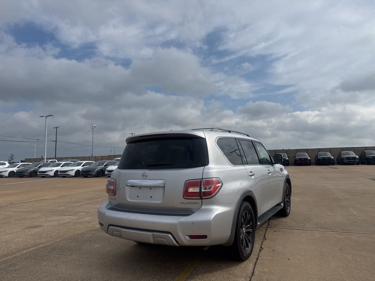 Used 2017 Nissan Armada Platinum image 20