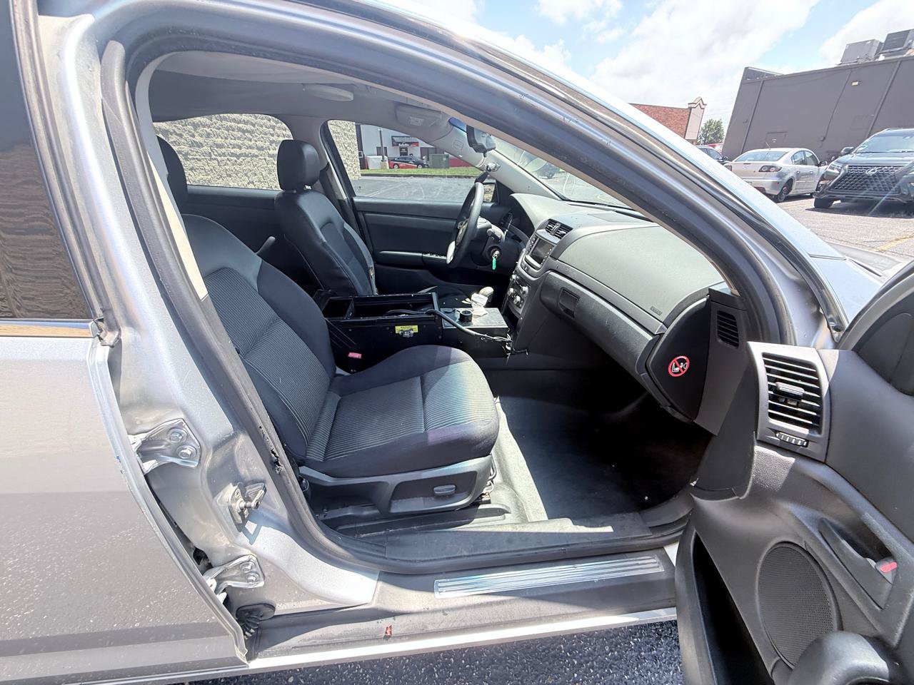 Used 2012 Chevrolet Caprice RWD image 11