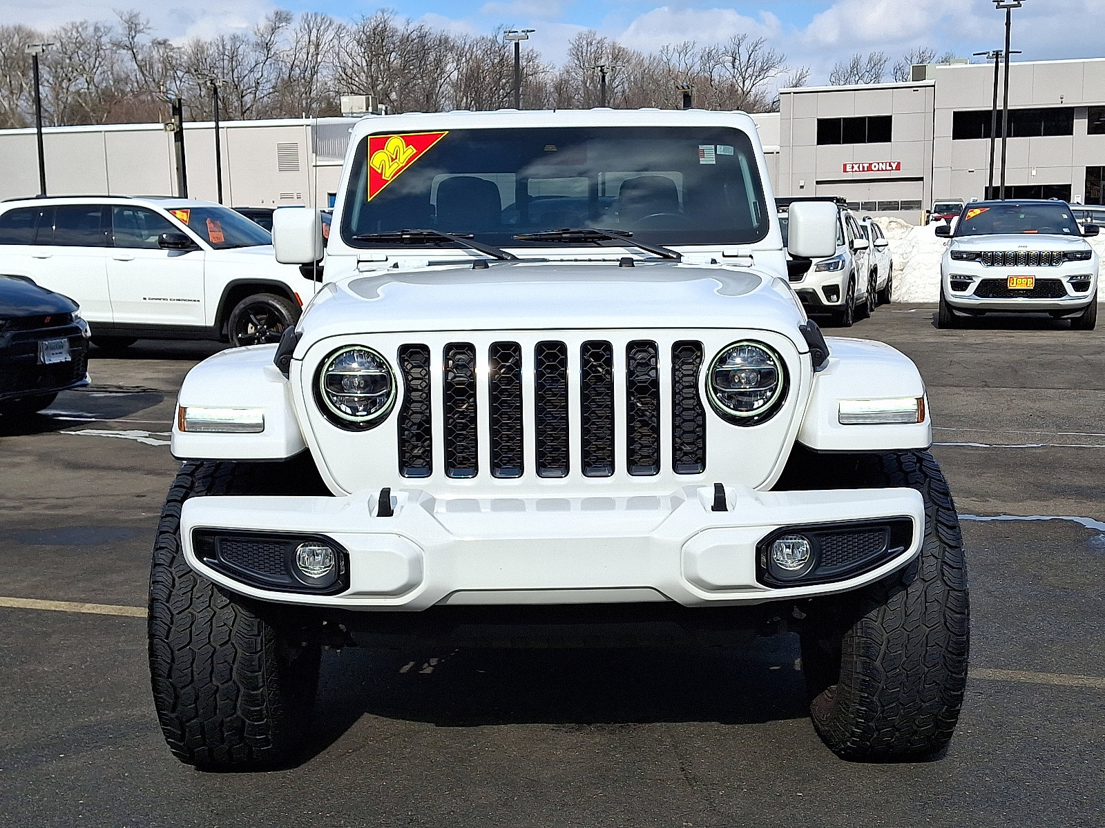 Certified 2022 Jeep Gladiator Overland AWD/4WD image 2