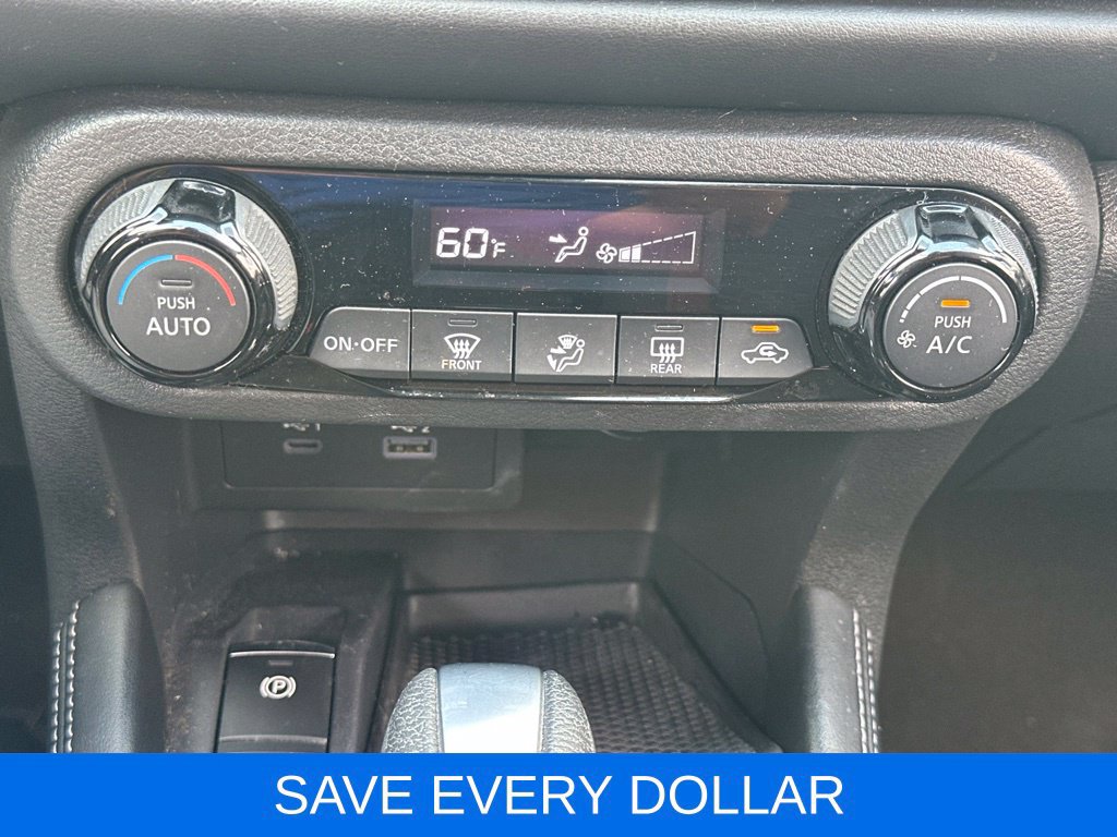 Used 2023 Nissan Kicks SR FWD image 13