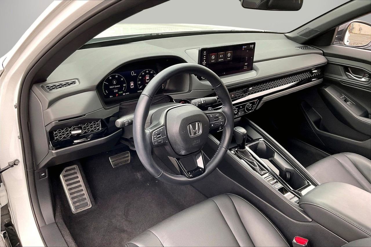 Used 2023 Honda Accord Sport image 19