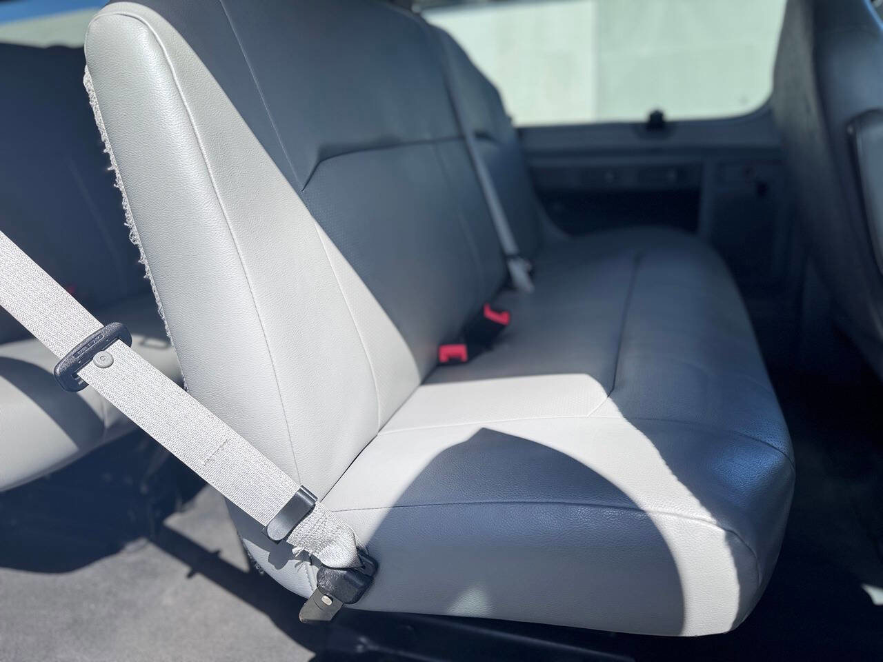 Used 2014 Ford E-350 and Econoline 350 XL RWD image 14