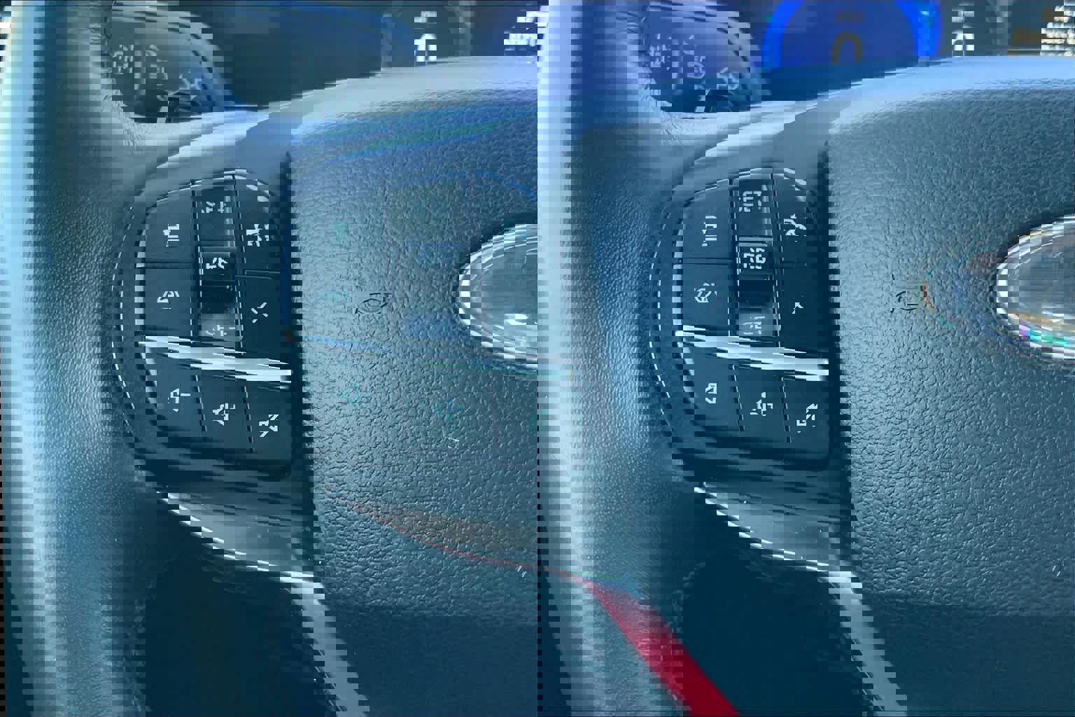 Used 2020 Ford Explorer Platinum w/ Premium Technology Package image 21