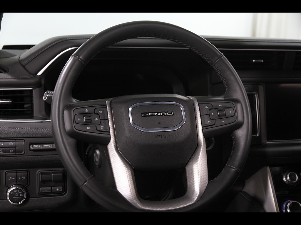 Used 2024 GMC Yukon Denali w/ Max Trailering Package AWD/4WD image 8