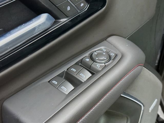 Used 2025 Chevrolet Tahoe RST AWD/4WD image 21