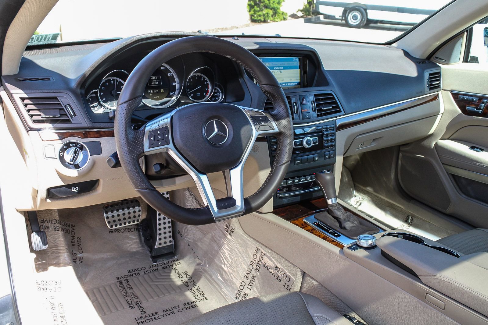 Used 2012 Mercedes-Benz E 550 Coupe image 12