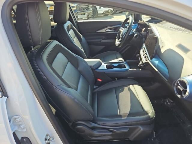 Used 2024 Chevrolet Equinox EV LT w/ LPO, Active Package FWD image 27