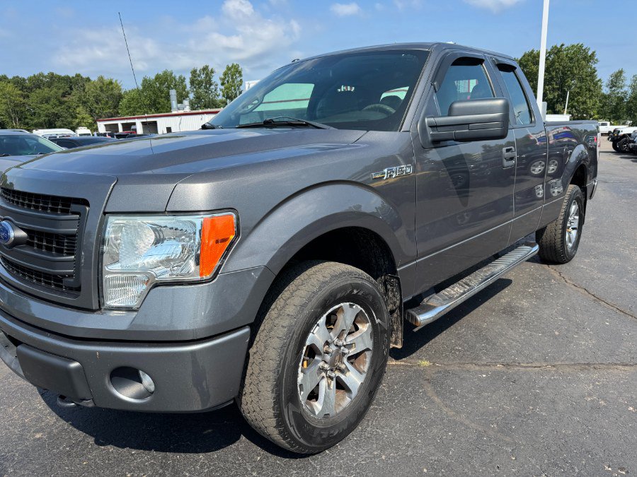 Used 2013 Ford F150 STX w/ Mid Equipment Group AWD/4WD image 9