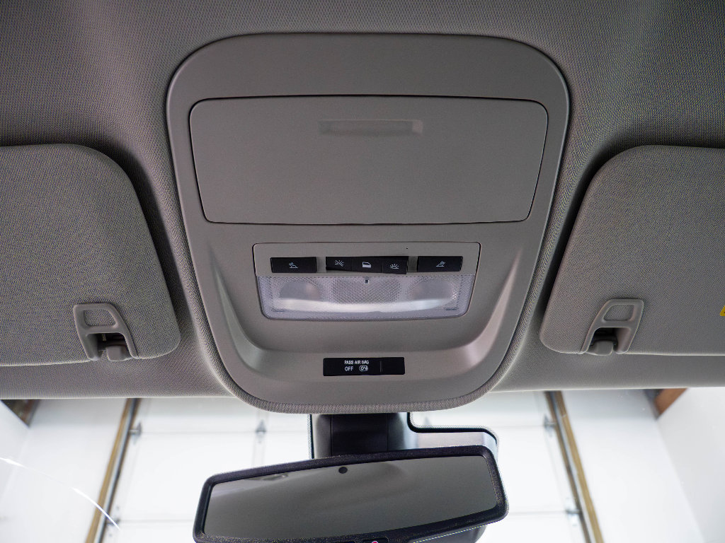 Used 2022 Chevrolet Colorado LT w/ Redline Special Edition image 22