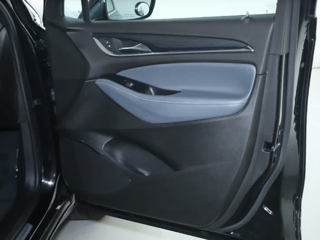 Used 2024 Buick Enclave Essence FWD image 34