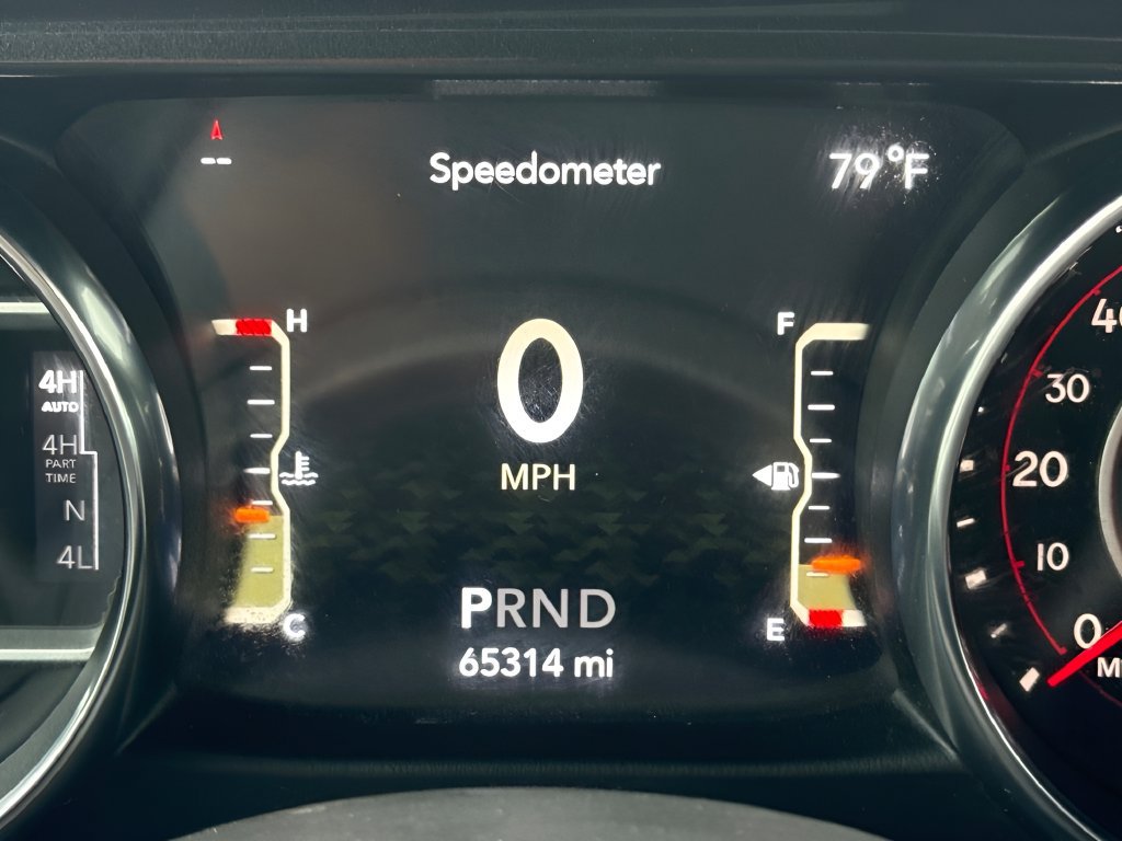 Used 2021 Jeep Wrangler Unlimited Rubicon w/ Trailer Tow Package AWD/4WD image 16