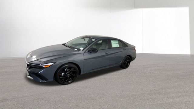 New 2026 Hyundai Elantra Sport w/ Cargo Package image 4