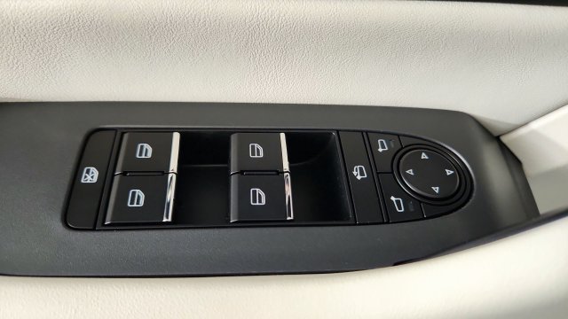New 2026 MAZDA CX-90 Plug-In Hybrid w/ Premium Plus AWD/4WD image 10