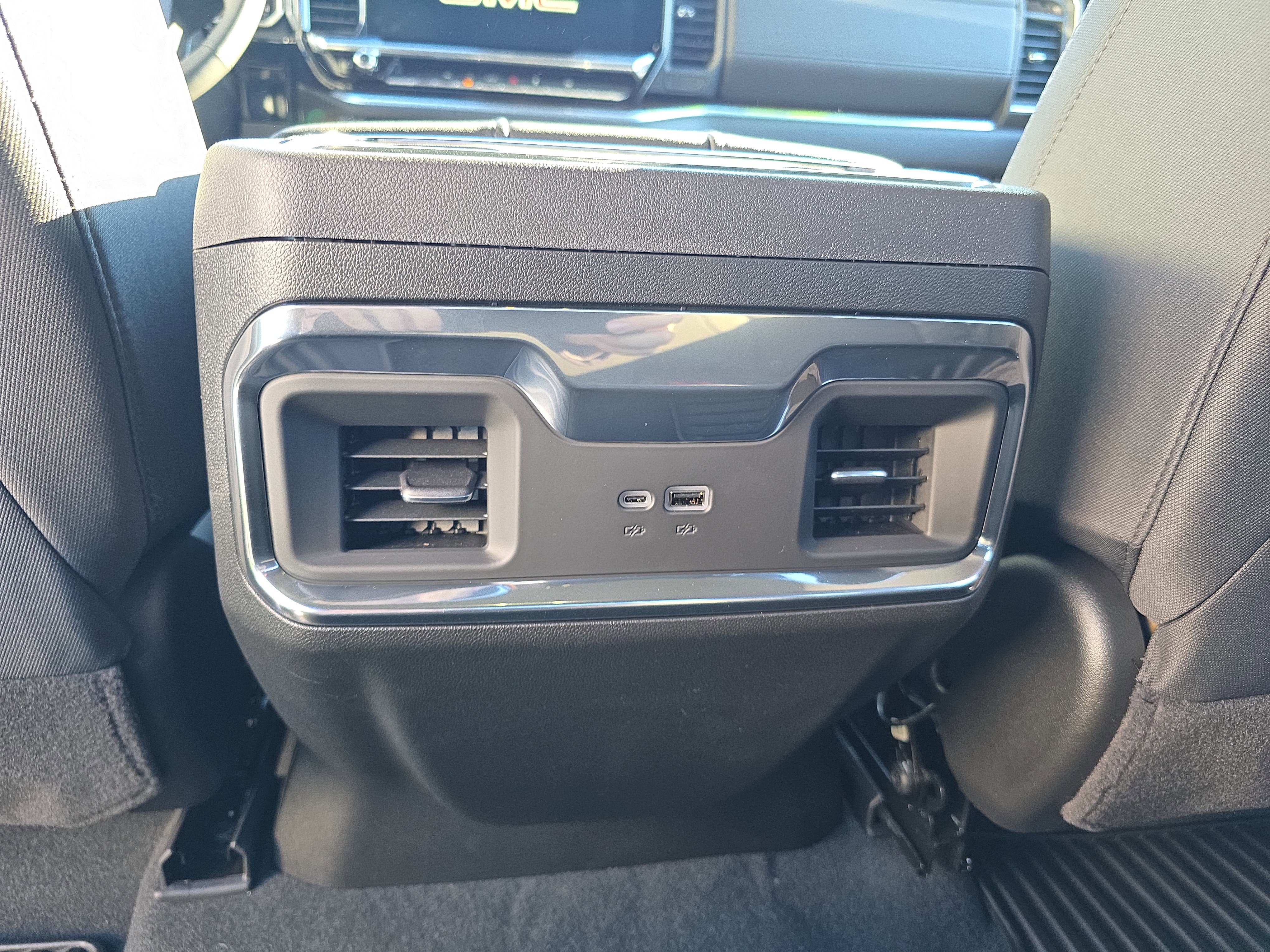New 2026 GMC Sierra 1500 Elevation w/ Preferred Package AWD/4WD image 16