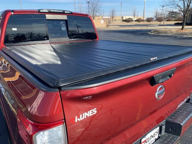Used 2018 Nissan Titan PRO-4X image 13