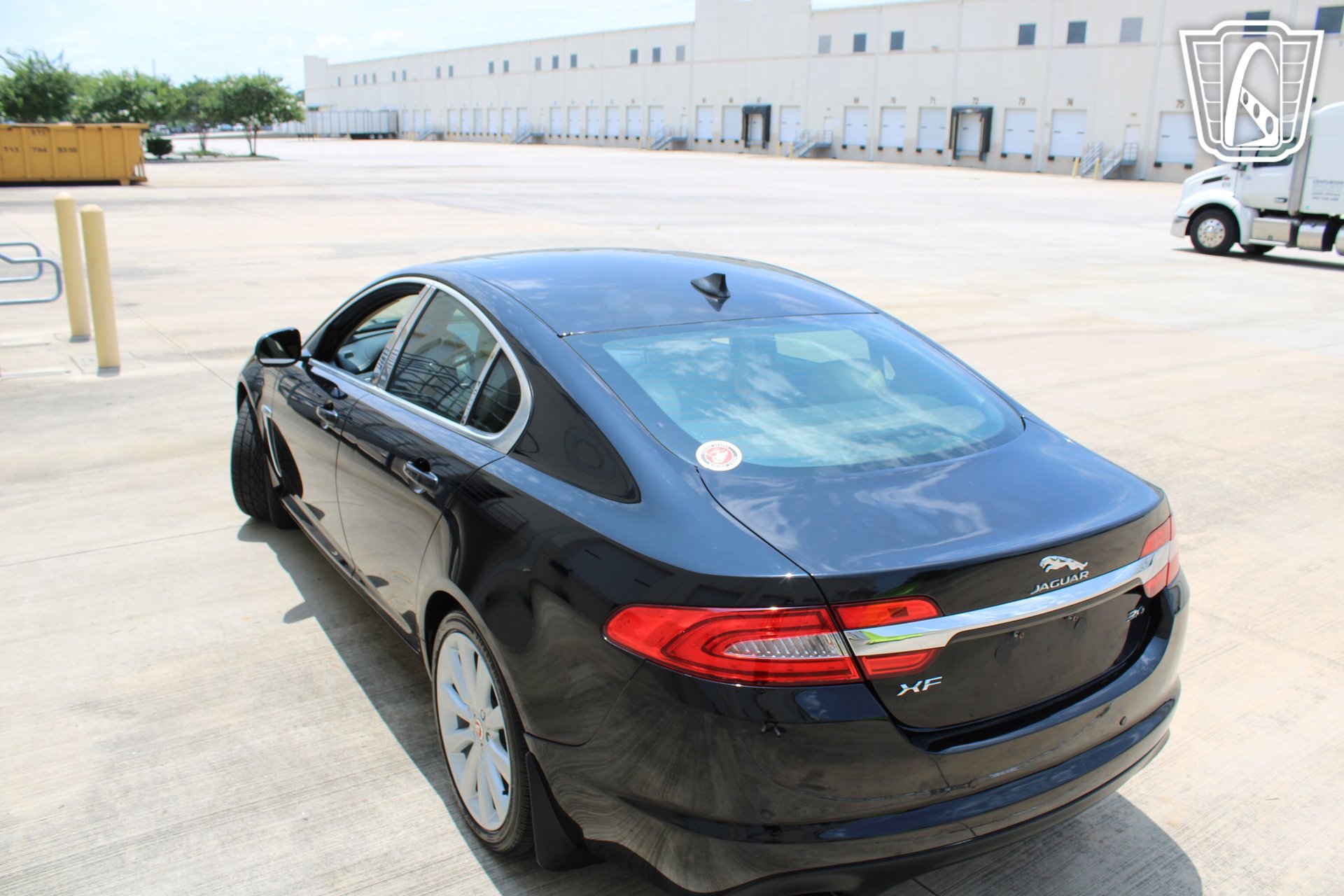 Used 2014 Jaguar XF 3.0 RWD image 26