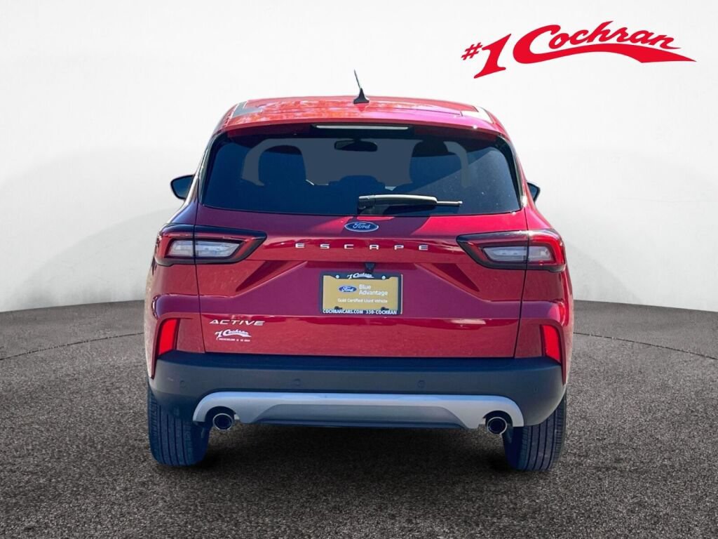 Used 2023 Ford Escape Active w/ Tech Pack #2 FWD image 9