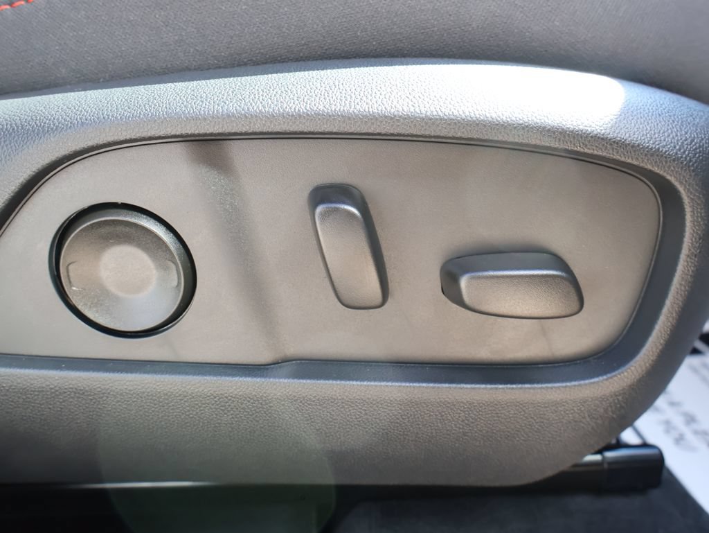 New 2027 Chevrolet Equinox RS w/ Safety and Technology Package AWD/4WD image 35