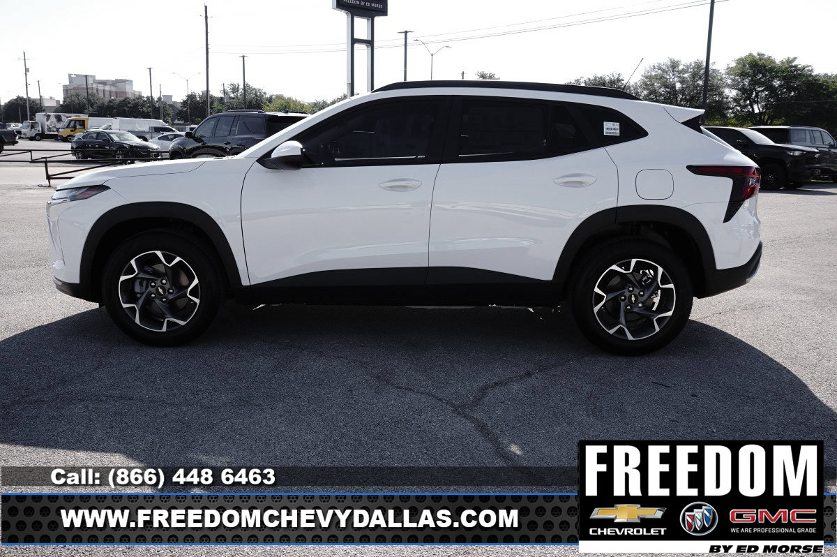New 2026 Chevrolet Trax LT w/ LT Convenience Package FWD image 4