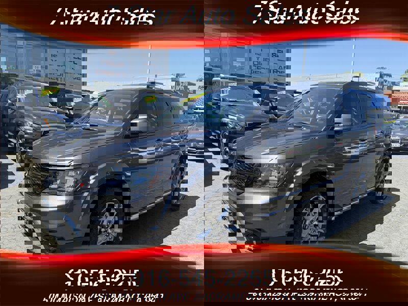 Used 2018 Dodge Journey Crossroad w/ Driver Convenience Group image 3