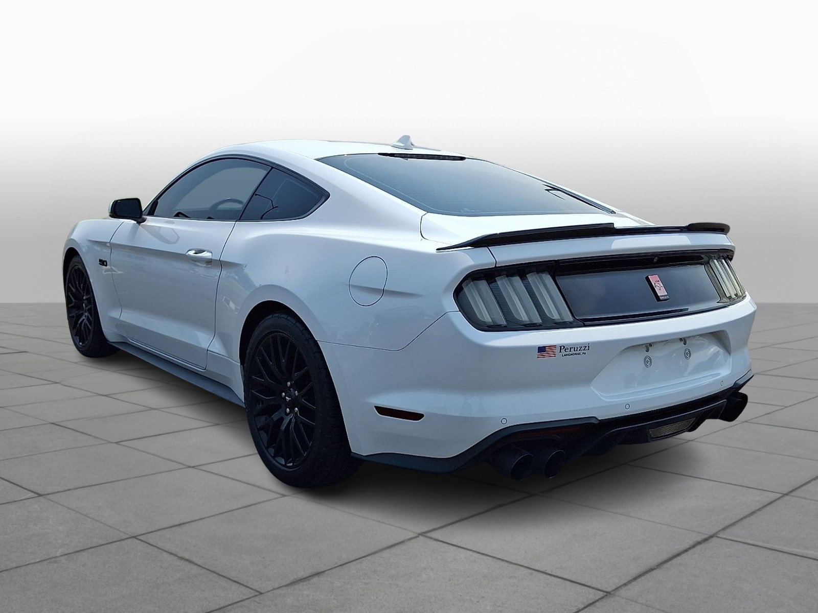 Used 2020 Ford Mustang GT Premium w/ GT Performance Package RWD image 5