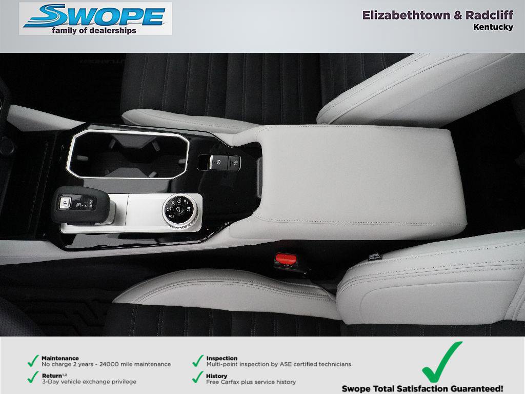 Used 2025 Mitsubishi Outlander SE AWD/4WD image 23