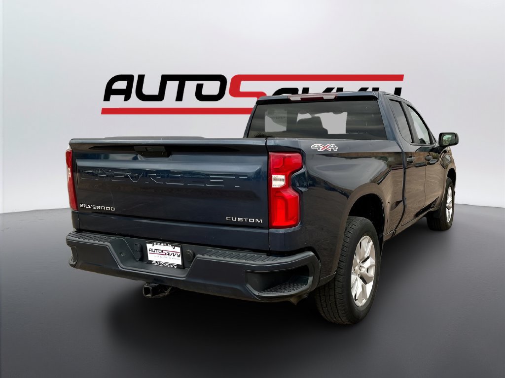 Used 2020 Chevrolet Silverado 1500 Custom w/ Custom Value Package AWD/4WD image 7