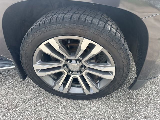 Used 2015 Chevrolet Tahoe LTZ AWD/4WD image 12