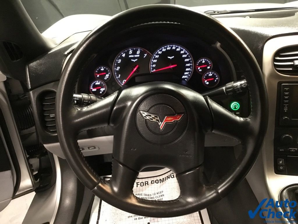 Used 2005 Chevrolet Corvette Convertible w/ Preferred Equipment Group image 40