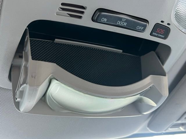 Used 2020 Toyota Sienna LE image 38