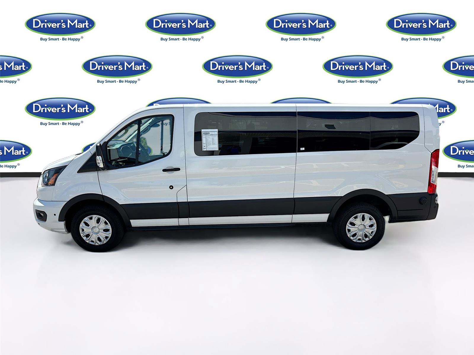 Used 2024 Ford Transit 350 XLT RWD image 4