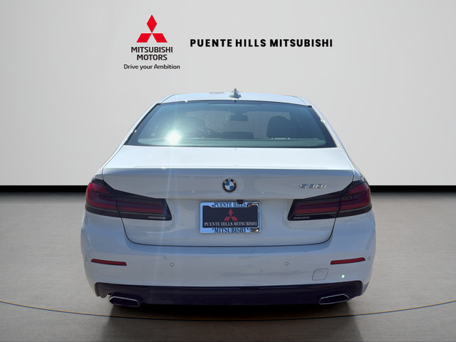 Used 2022 BMW 530i w/ Convenience Package RWD image 6