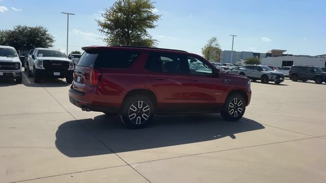 Used 2024 GMC Yukon AT4 w/ Technology Package AWD/4WD image 9