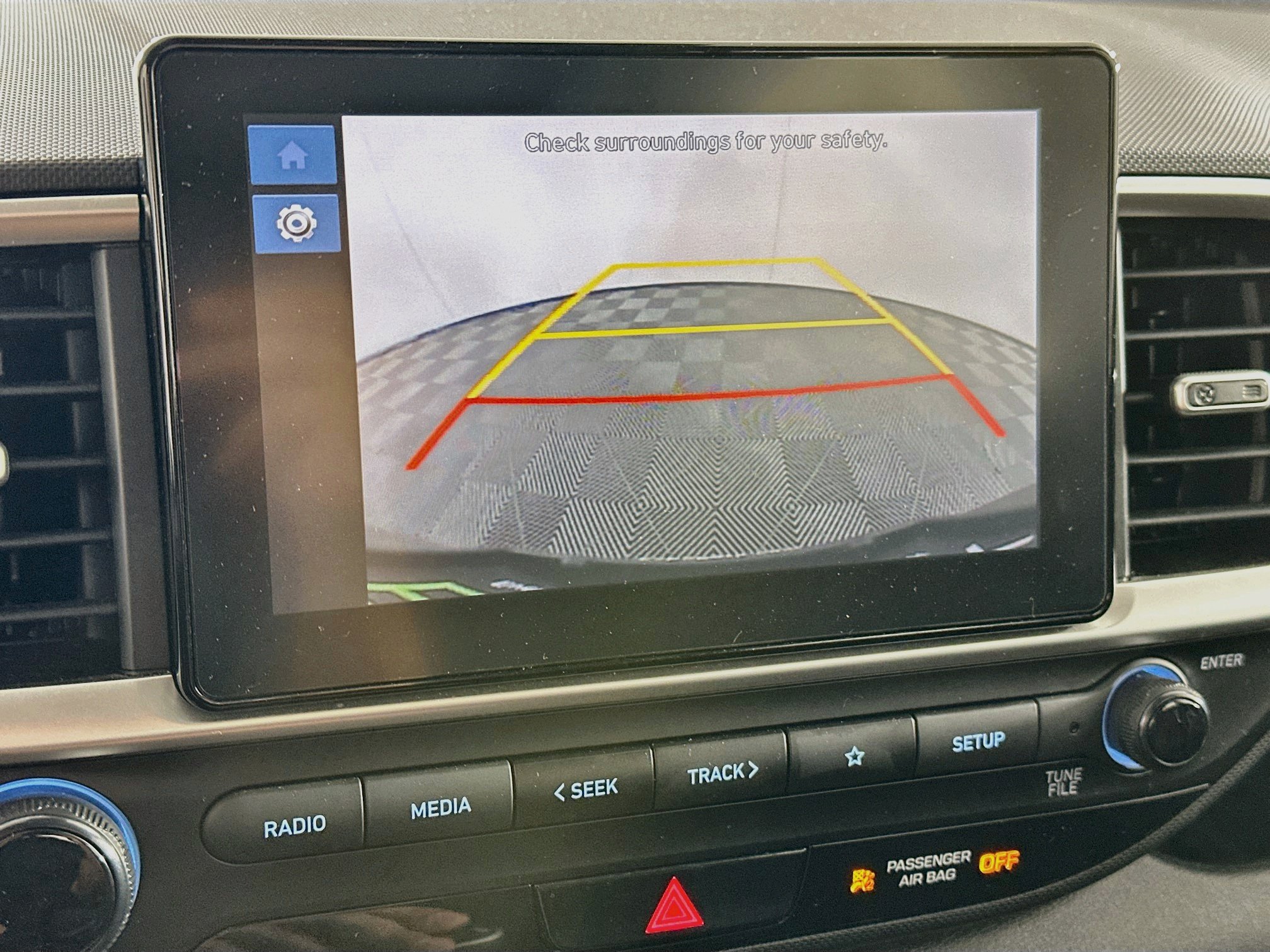Used 2025 Hyundai Venue SEL FWD image 22