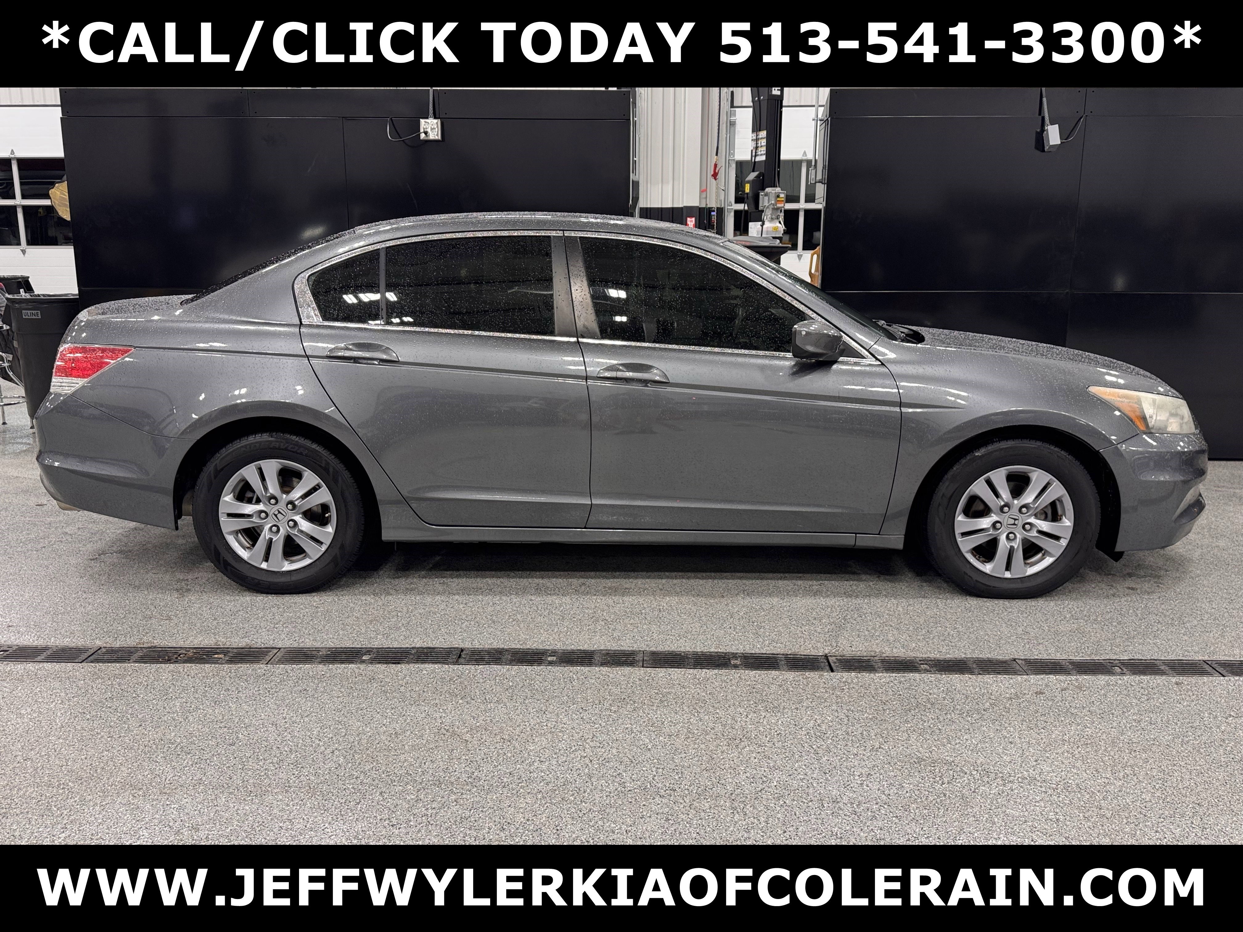 Used 2011 Honda Accord LX-P image 2