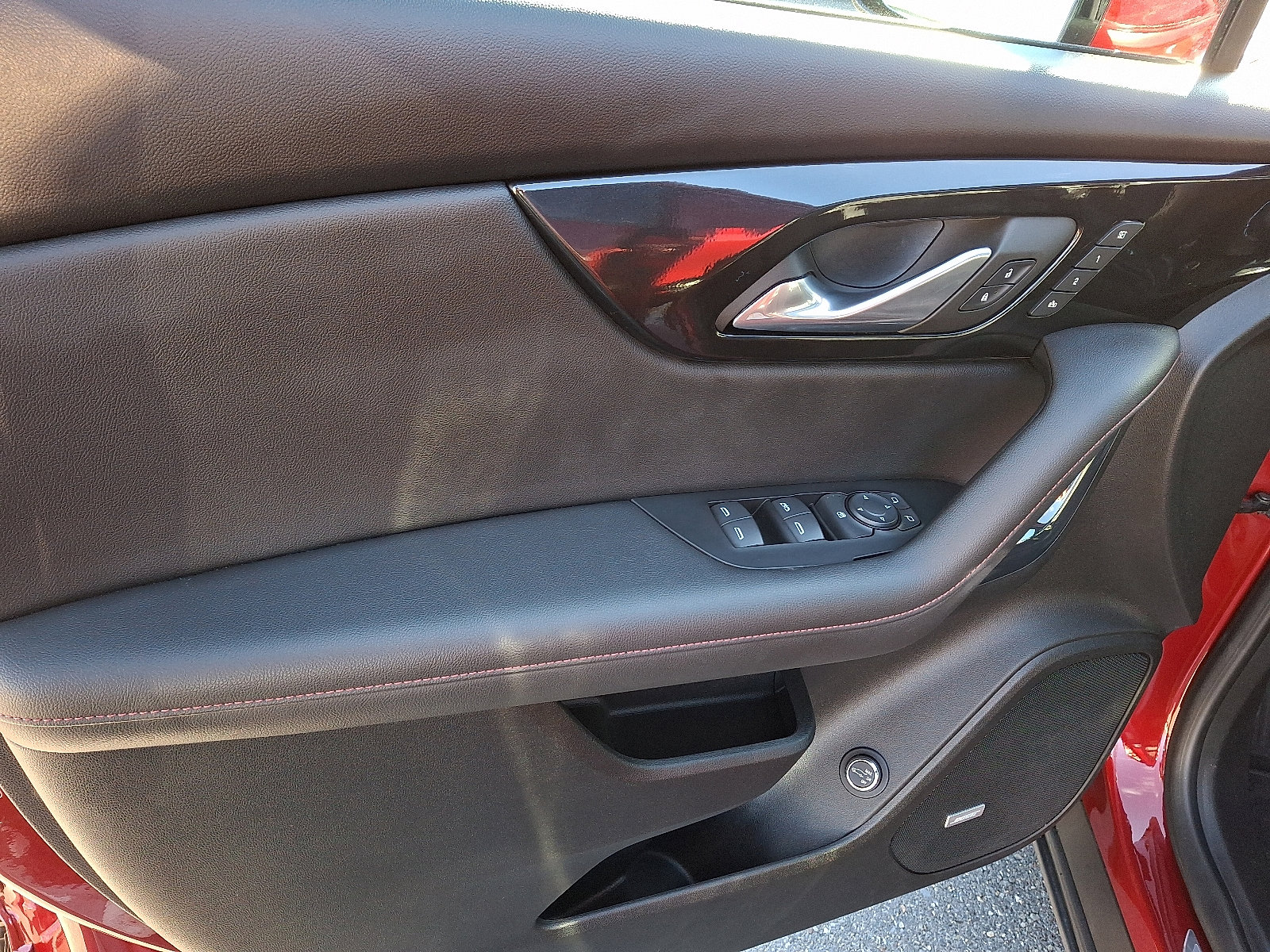 Certified 2023 Chevrolet Blazer RS w/ Enhanced Convenience Package image 12