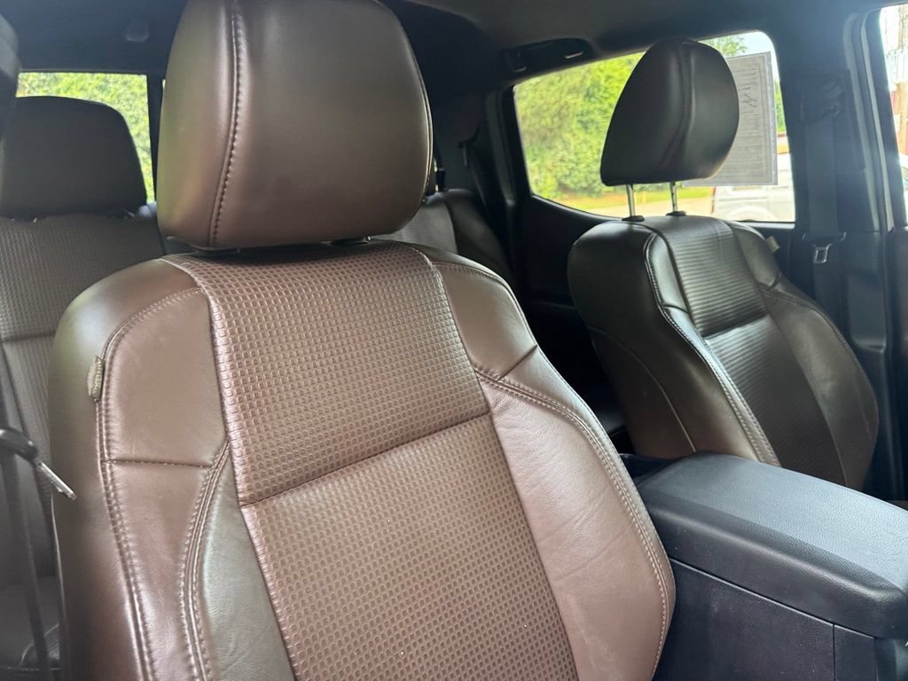 Used 2016 Toyota Tacoma Limited AWD/4WD image 27