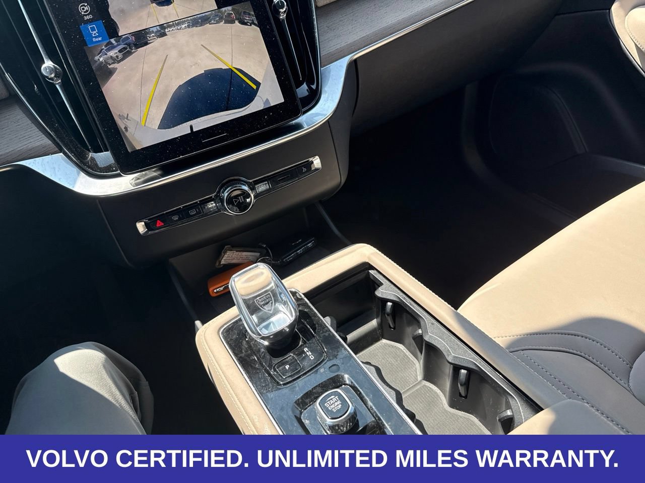 Certified 2026 Volvo XC90 B6 Plus AWD/4WD image 30