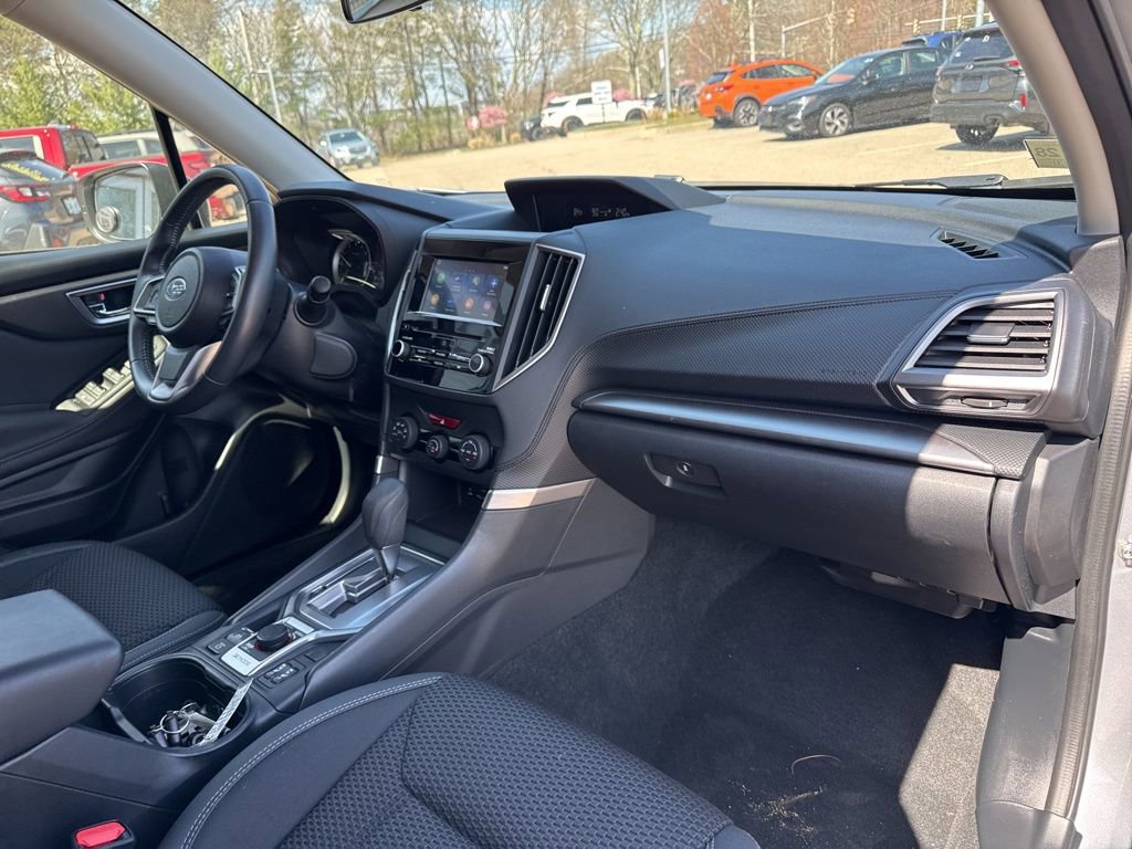 Used 2023 Subaru Forester Premium image 9