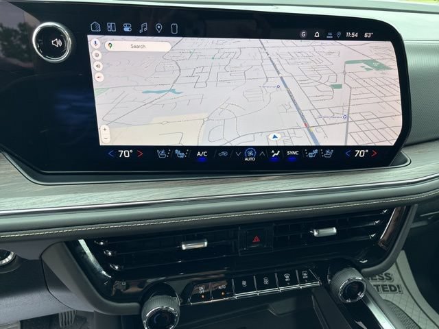 New 2026 Chevrolet Suburban Premier w/ Sun And Tow Package AWD/4WD image 8