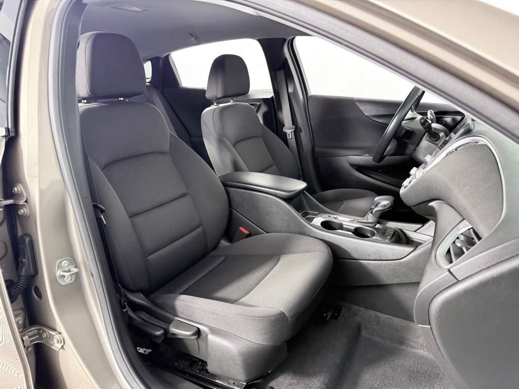 Used 2024 Chevrolet Malibu RS image 12